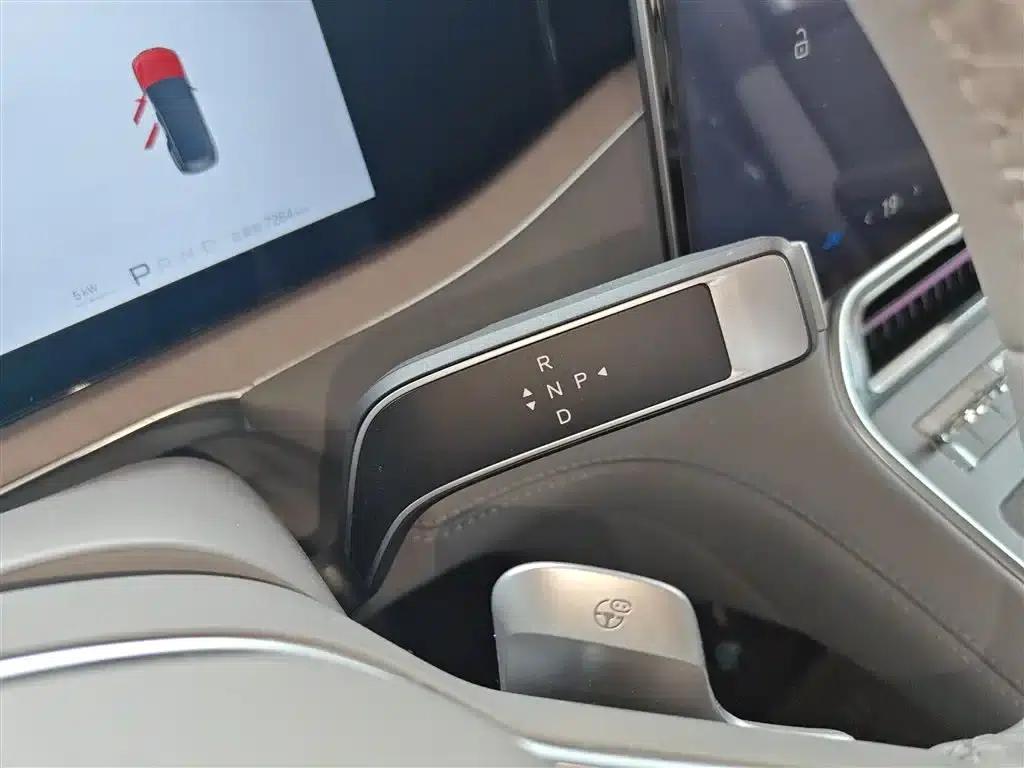Denza N8L 2025 Flagship Edition — миниатюра 14