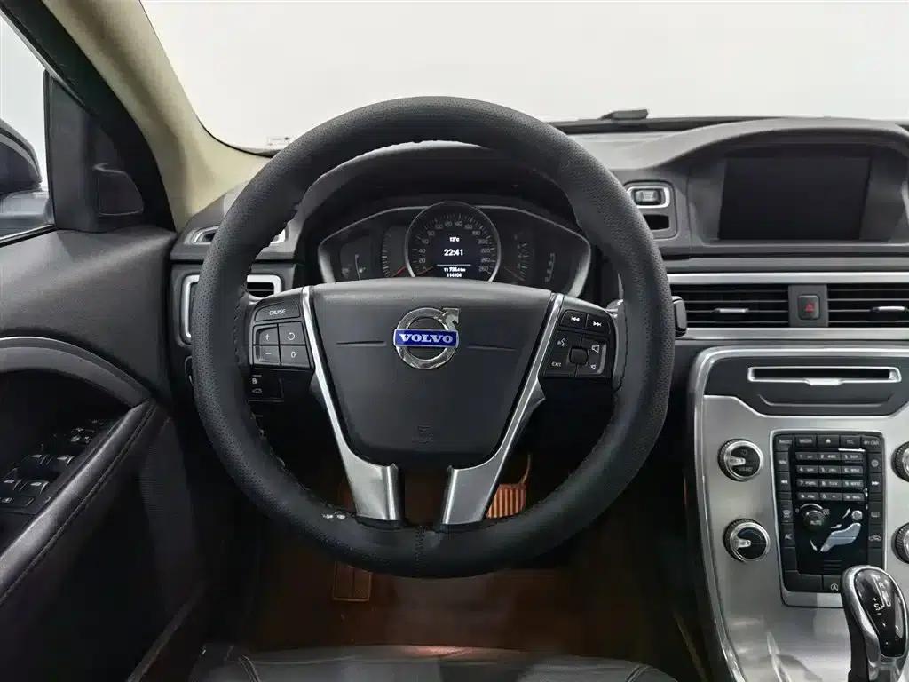 2015 Volvo S80L 2.0T T5 Smart Edition — миниатюра 11