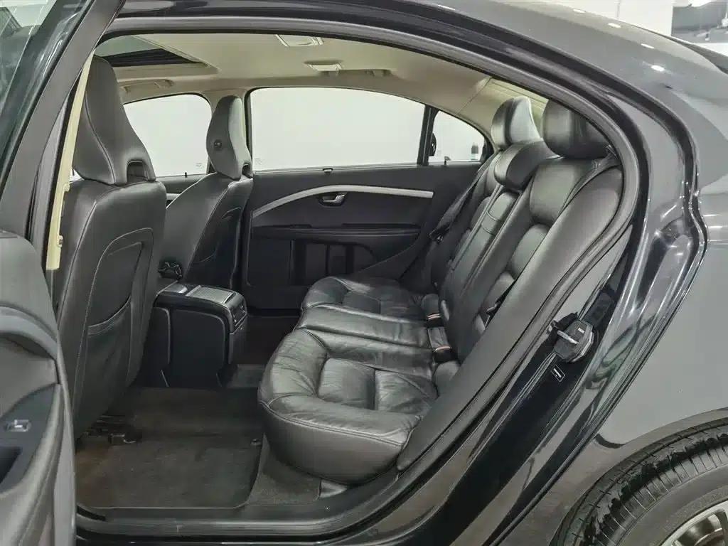 2015 Volvo S80L 2.0T T5 Smart Edition — миниатюра 15