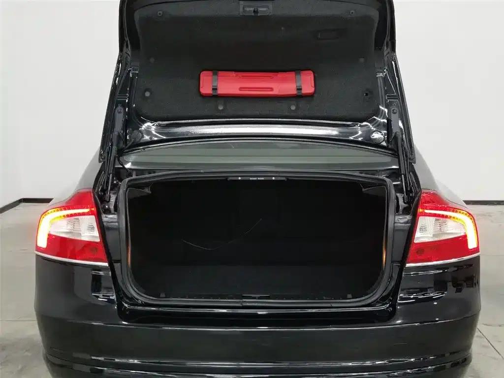 2015 Volvo S80L 2.0T T5 Smart Edition — миниатюра 16