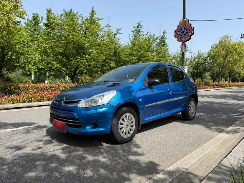 Citroen C2 2012 1.4L Manual Comfort Edition — миниатюра 1