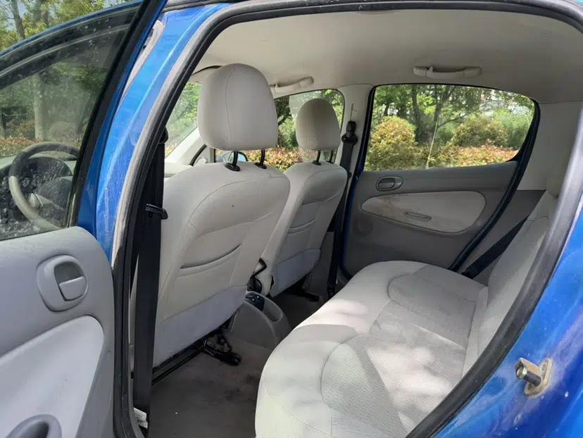Citroen C2 2012 1.4L Manual Comfort Edition — миниатюра 10