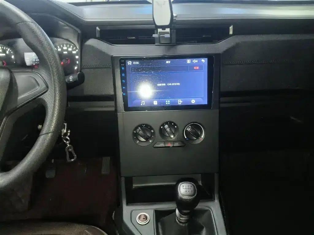 Wuling Hongguang PLUS 2020 1.5L Manual Standard 5-Seater — миниатюра 13