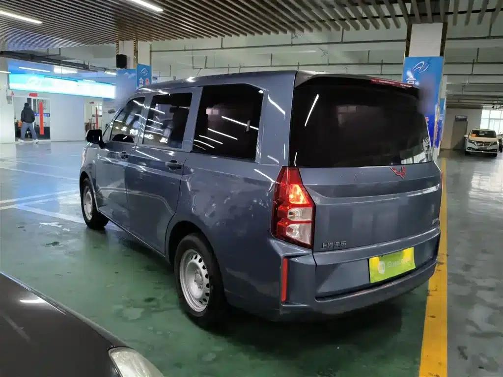 Wuling Hongguang PLUS 2020 1.5L Manual Standard 5-Seater — миниатюра 5
