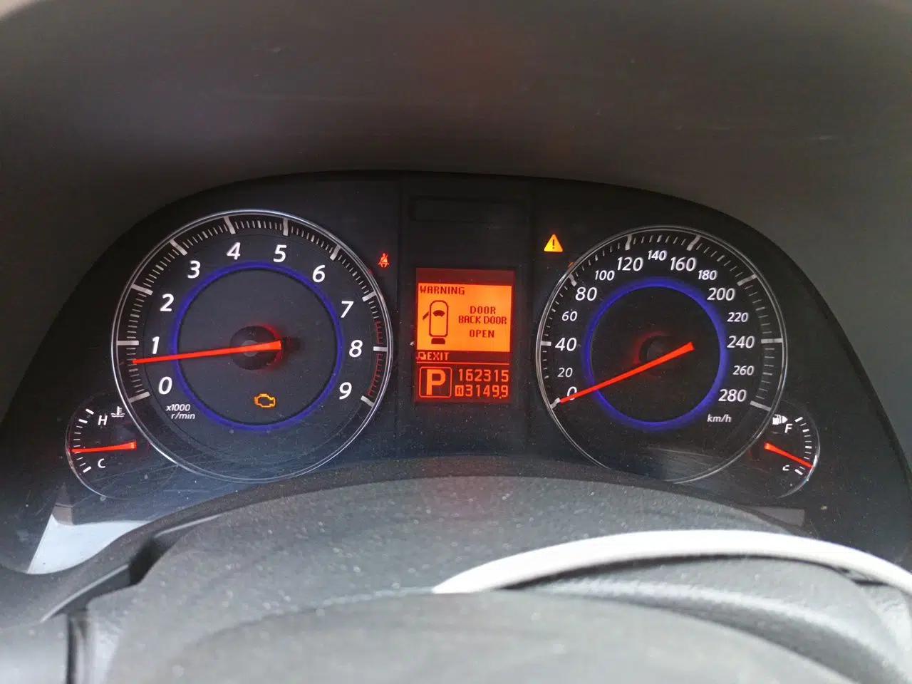 Infiniti FX 2010 FX35 Ultimate Edition — миниатюра 12