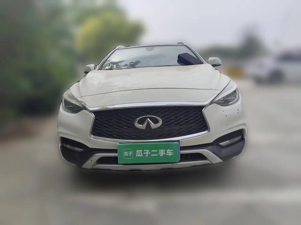 Infiniti QX30 2017 1.6T Two-Wheel-Drive Sport Edition — миниатюра 2