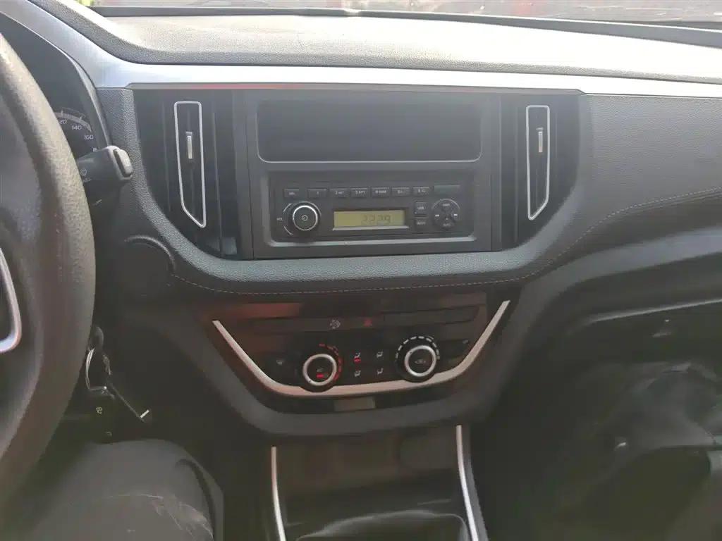 RE-MAX 2022 2.8T Classic Diesel 2WD Comfort Standard Wheelbase Edition JE493ZLQ6E — миниатюра 13