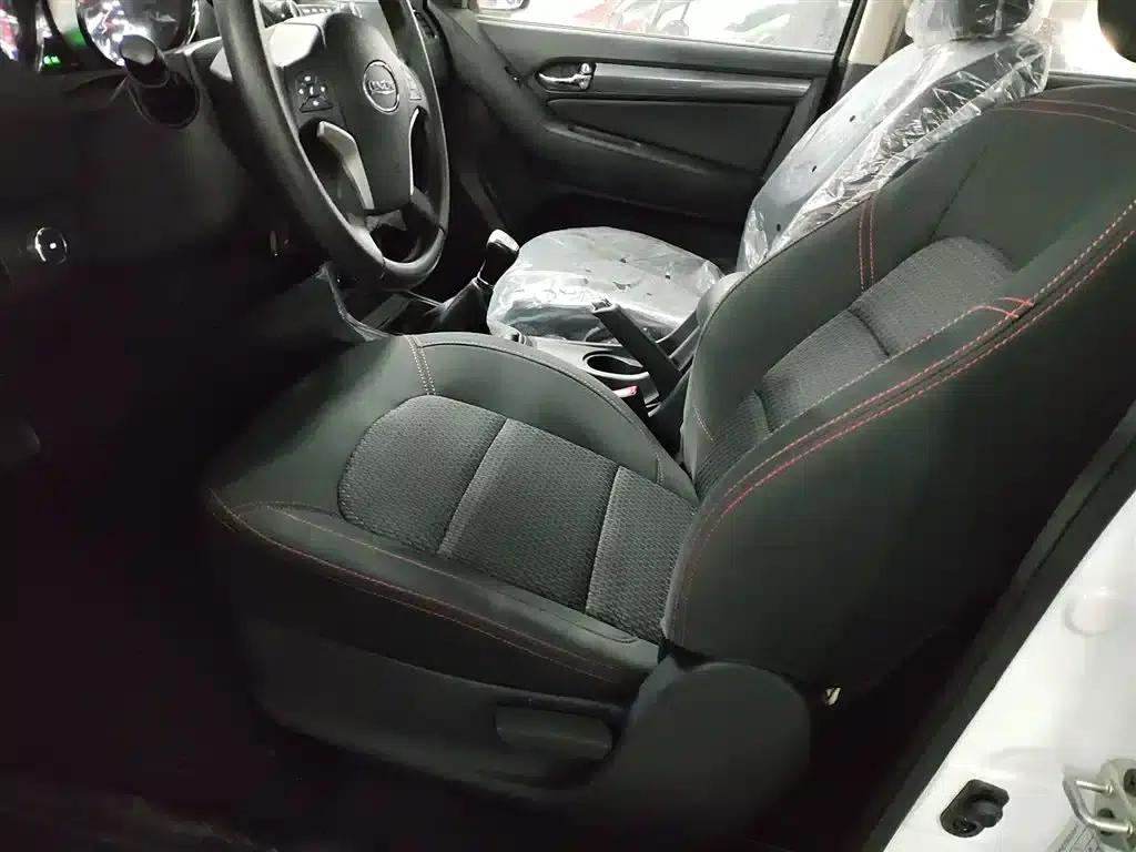 TAGA 2021 3.0T Diesel Manual 2WD Luxury Long Wheelbase 4KH1CT6H1 — миниатюра 7