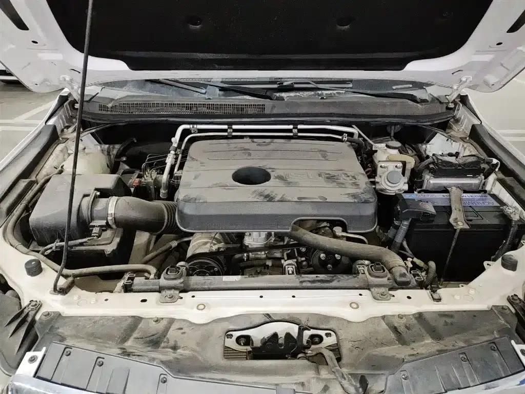 TAGA 2021 3.0T Diesel Manual 2WD Luxury Long Wheelbase 4KH1CT6H1 — миниатюра 10