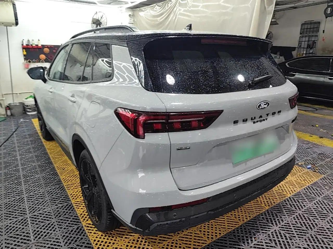 Ford Equator Sport New Energy 2025 Luxury Edition — миниатюра 7