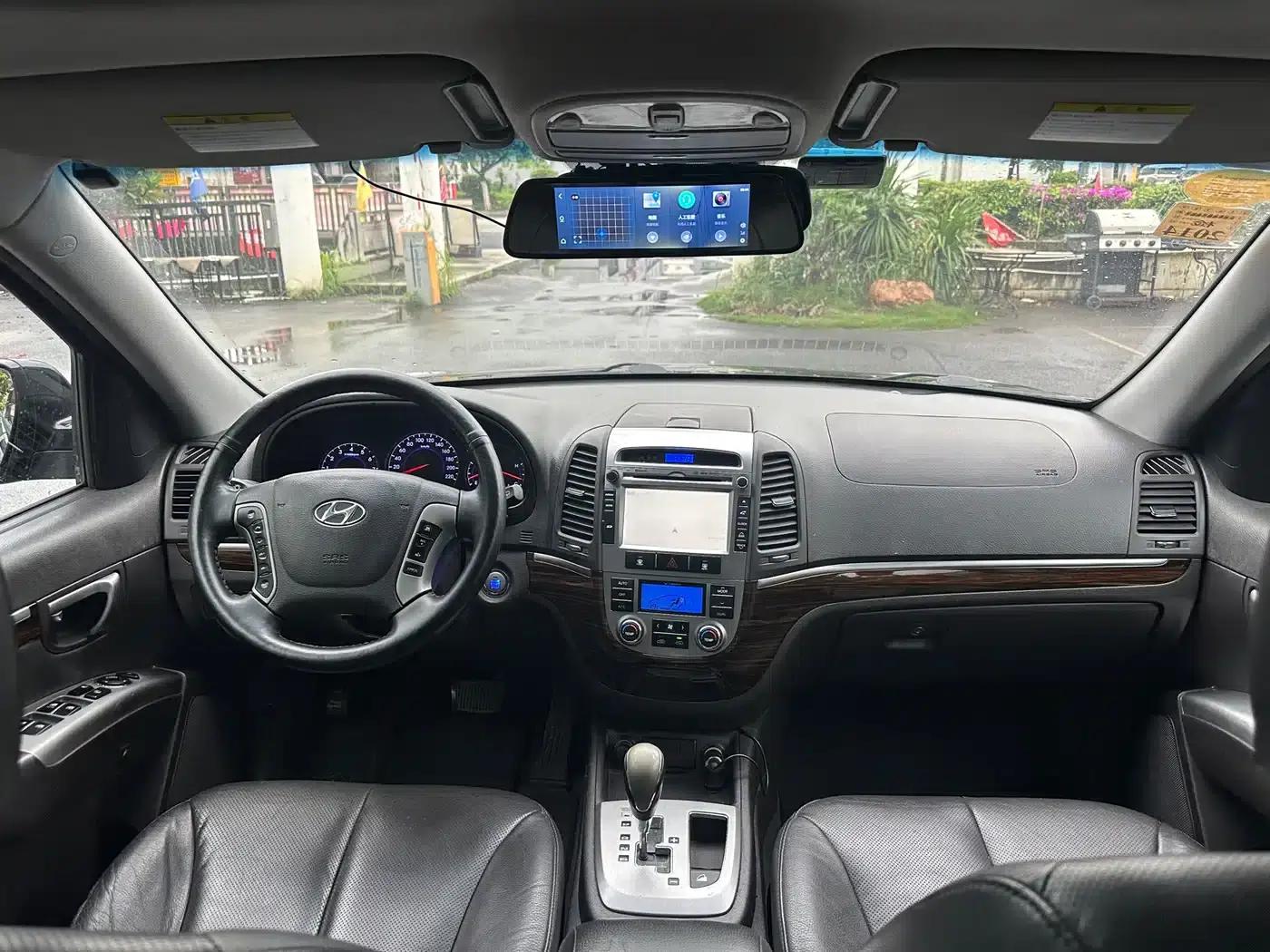 Santa Fe Classic 2011 2.4 Supreme Edition 7-Seat 2WD — миниатюра 20
