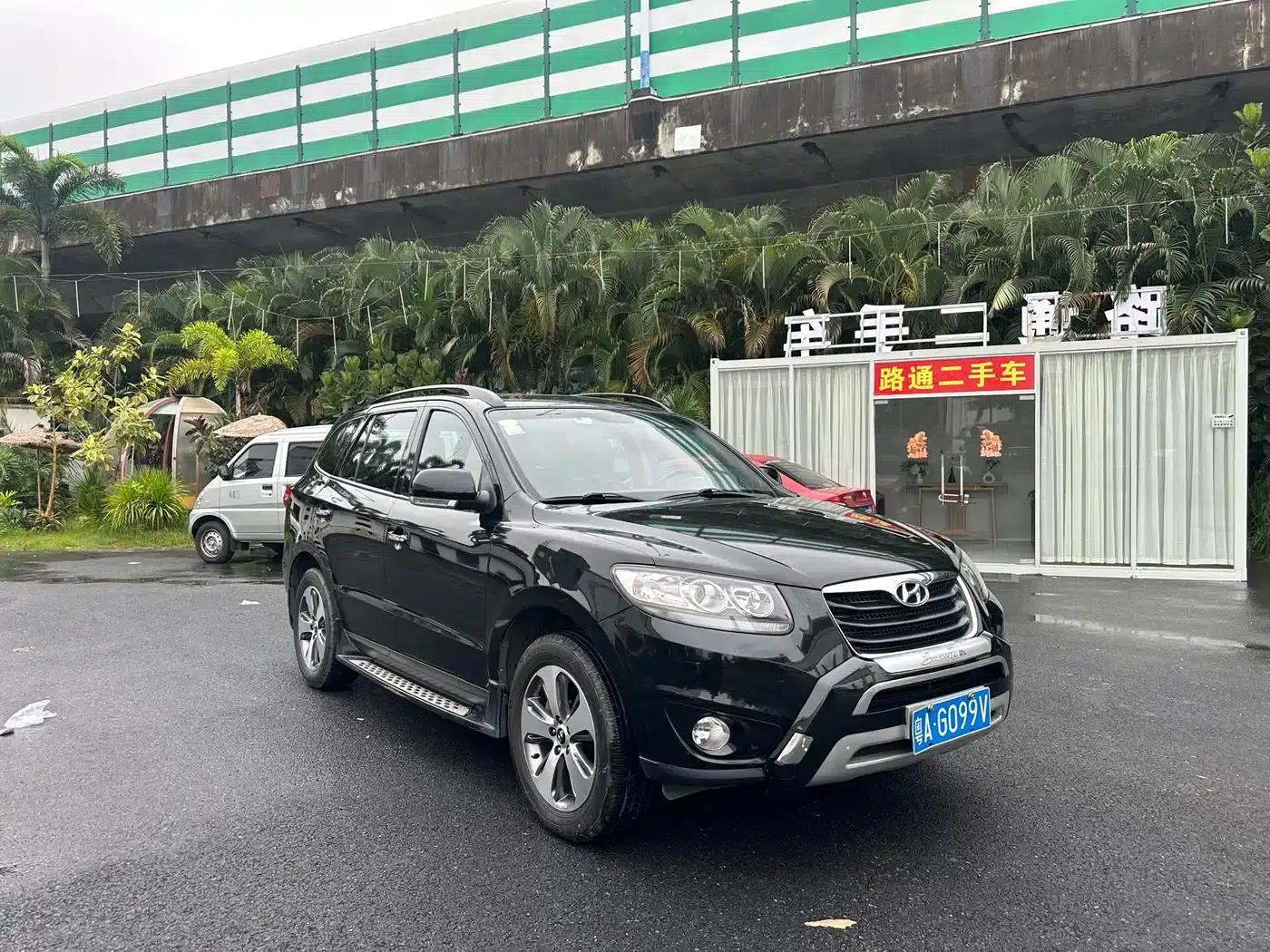 Santa Fe Classic 2011 2.4 Supreme Edition 7-Seat 2WD — миниатюра 3