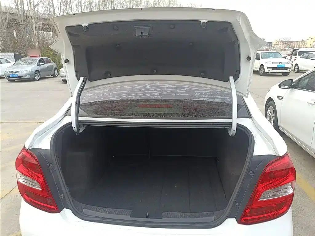2014 Aveo Sedan 1.4SL AT Fashion Sunroof Edition — миниатюра 19