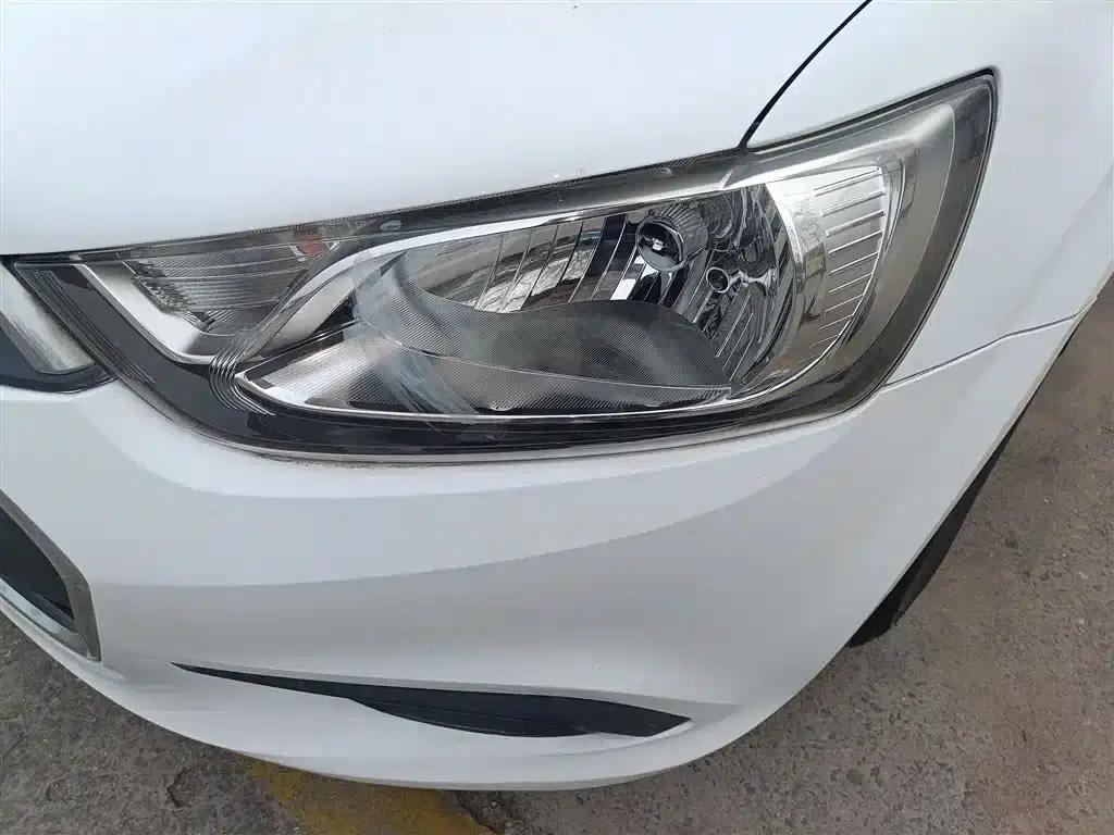 2014 Aveo Sedan 1.4SL AT Fashion Sunroof Edition — миниатюра 24