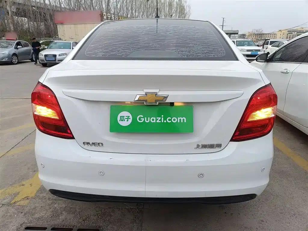 2014 Aveo Sedan 1.4SL AT Fashion Sunroof Edition — миниатюра 6