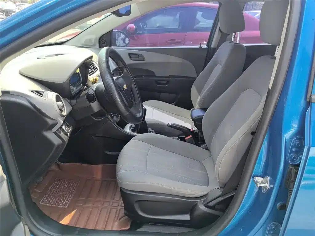 2014 Aveo Sedan 1.4SL MT Comfort Edition — миниатюра 15