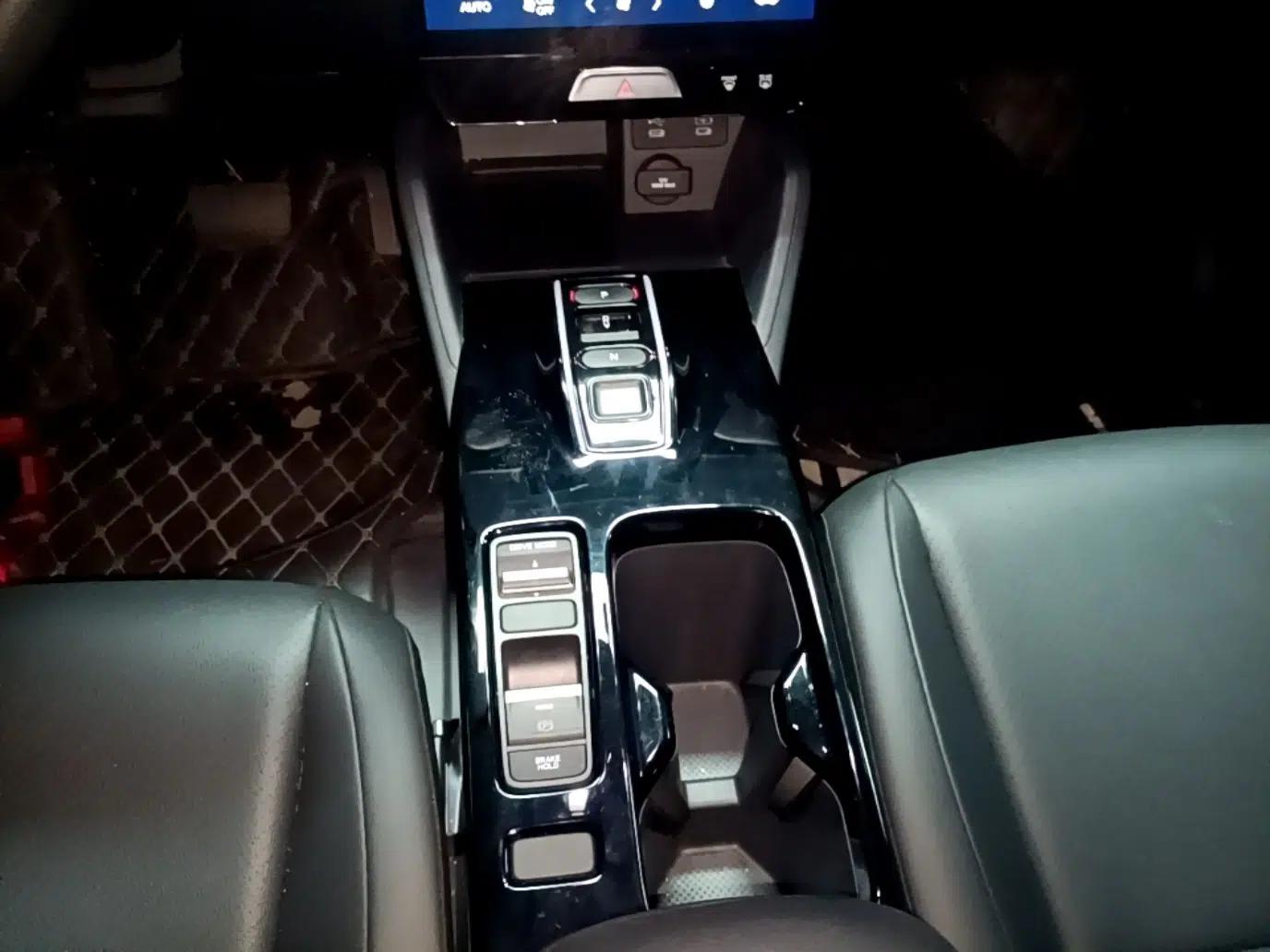 Honda e:NP1 2023 420 km Vision Edition — миниатюра 17