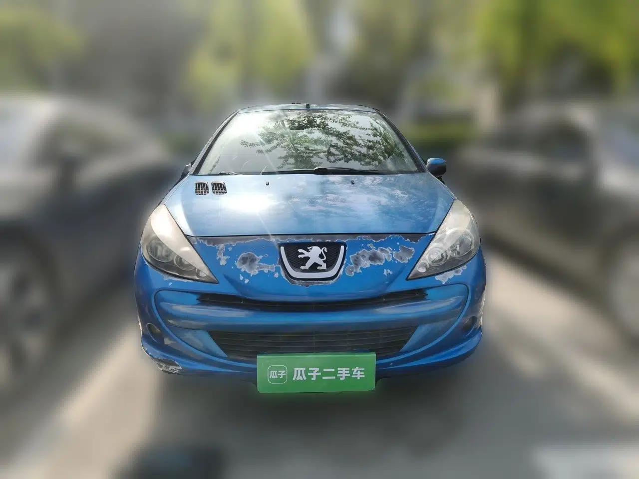 Peugeot 207 2011 Hatchback 1.4L Manual Yule Edition — миниатюра 2