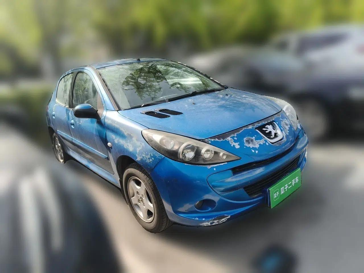 Peugeot 207 2011 Hatchback 1.4L Manual Yule Edition — миниатюра 3
