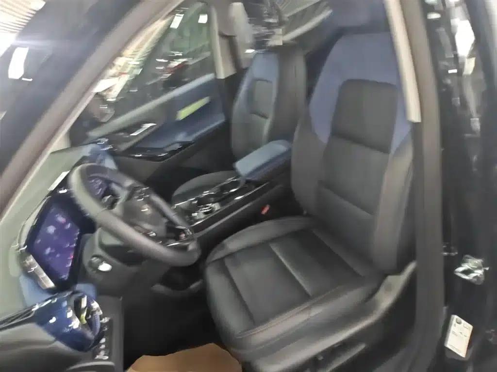 2024 Chevrolet Equinox Plus 102km RS Ultimate Edition — миниатюра 15