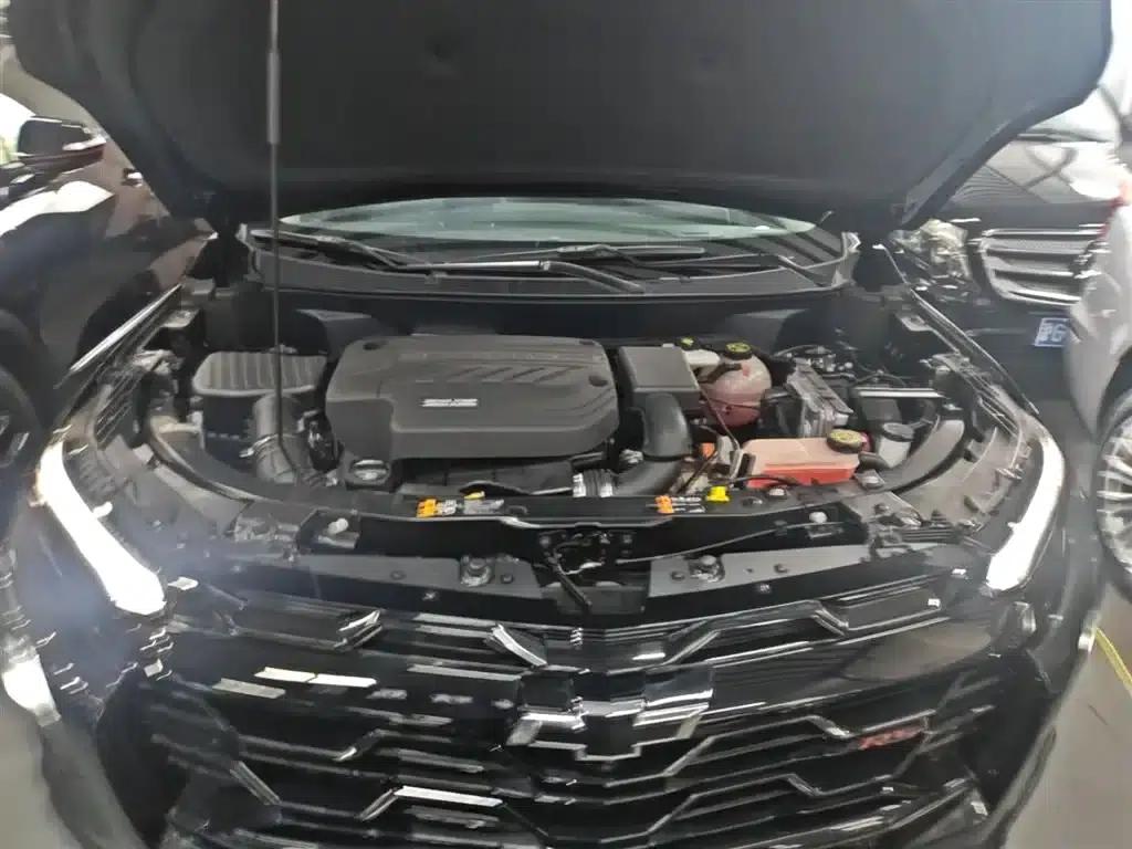2024 Chevrolet Equinox Plus 102km RS Ultimate Edition — миниатюра 20