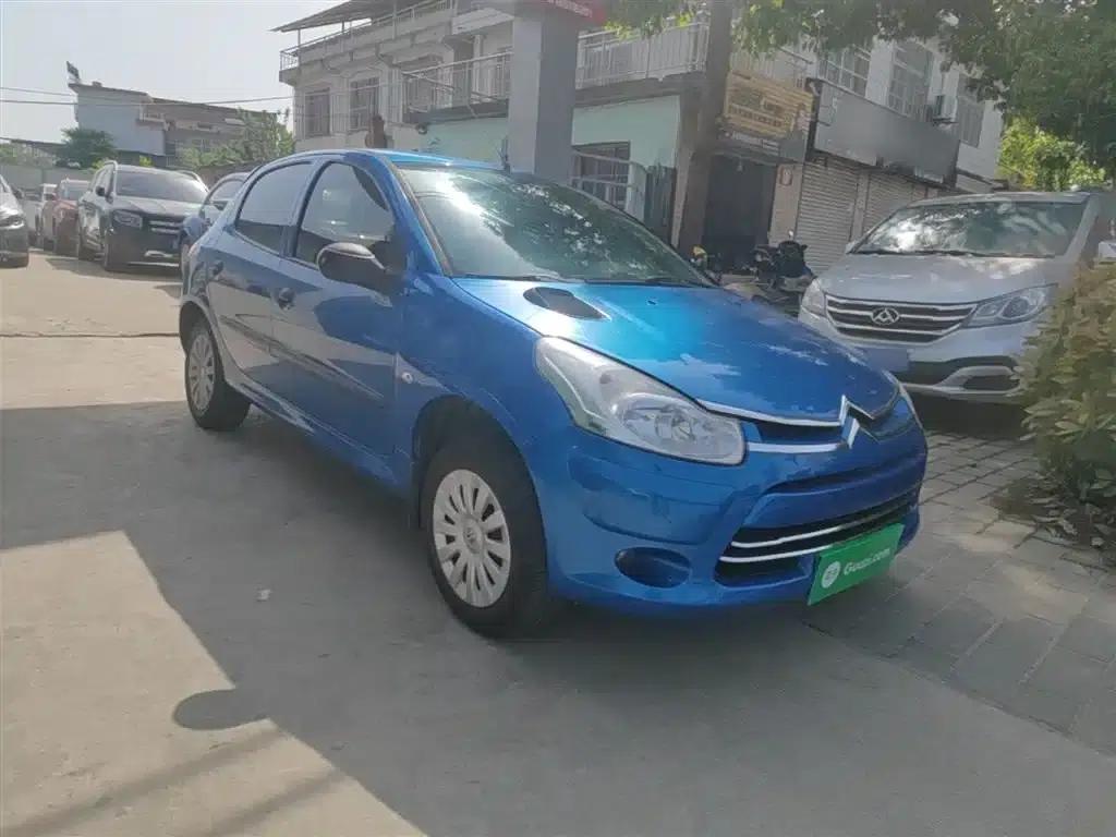Citroën C2 2012 1.4L Manual Comfort — миниатюра 4
