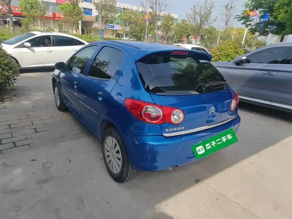 Citroën C2 2012 1.4L Manual Comfort — миниатюра 5