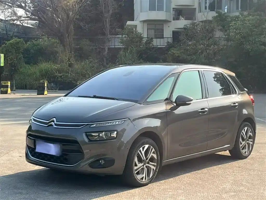 2015 Civic C4 1.6T Luxury 5-seater — миниатюра 2