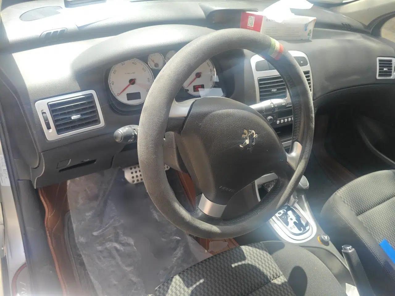 Peugeot 307 2012 1.6L Automatic CROSS — миниатюра 11