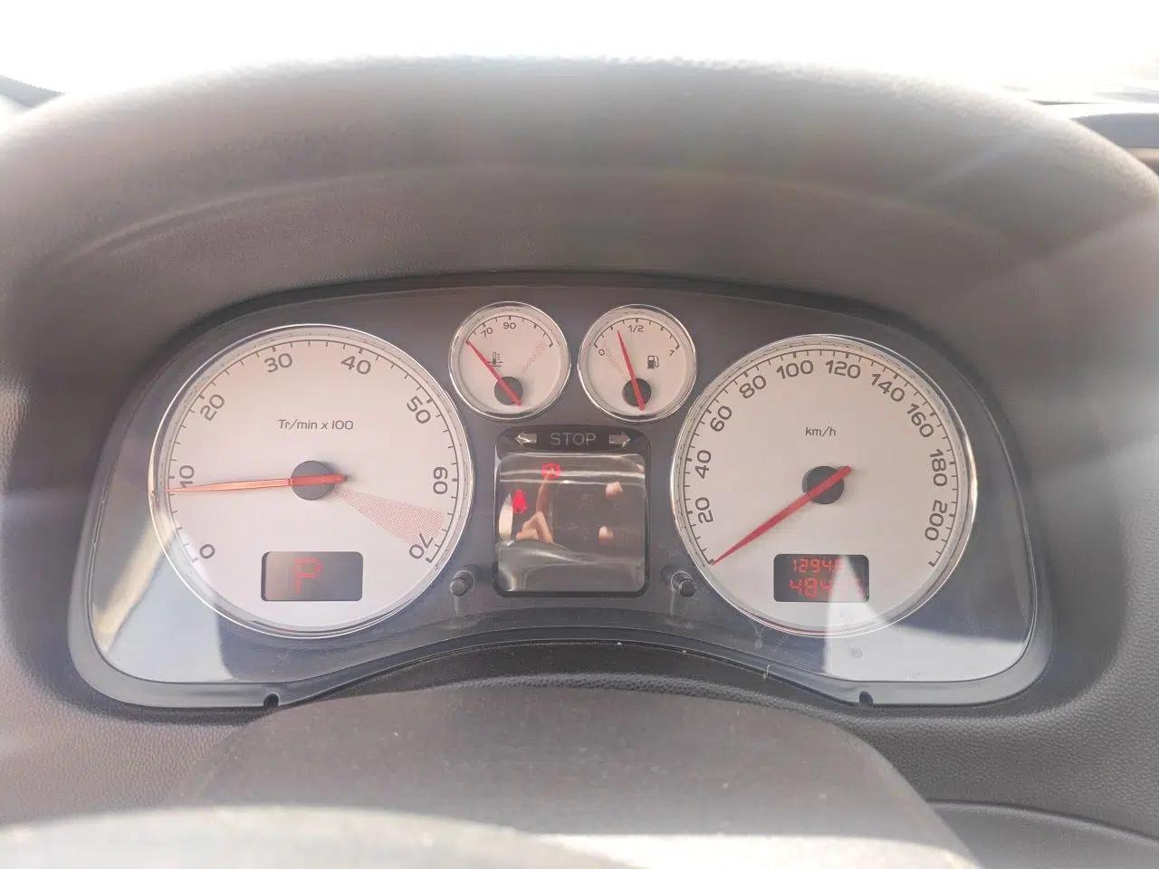 Peugeot 307 2012 1.6L Automatic CROSS — миниатюра 12