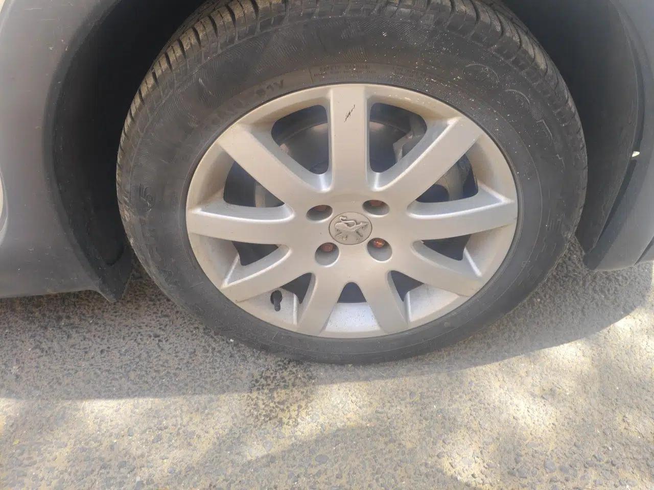 Peugeot 307 2012 1.6L Automatic CROSS — миниатюра 8