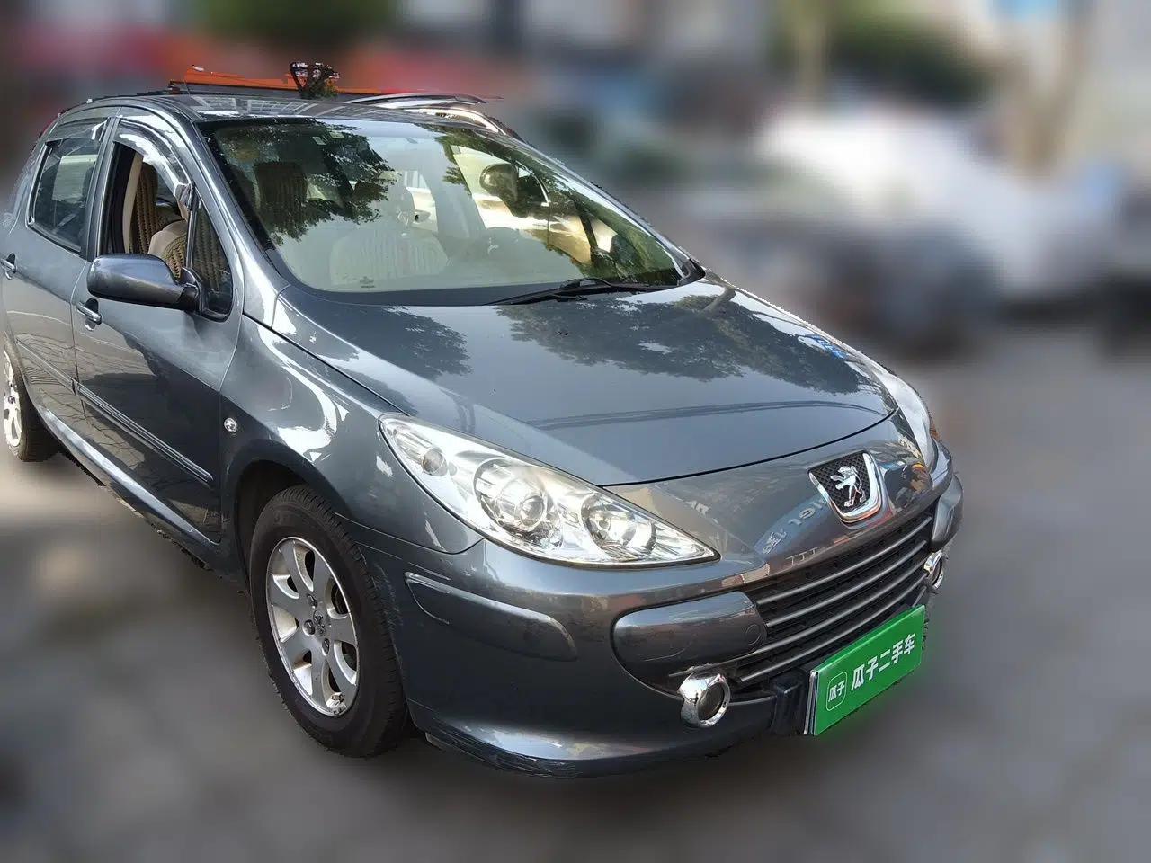 Peugeot 307 2010 Hatchback 1.6L Automatic Comfort Edition — миниатюра 3