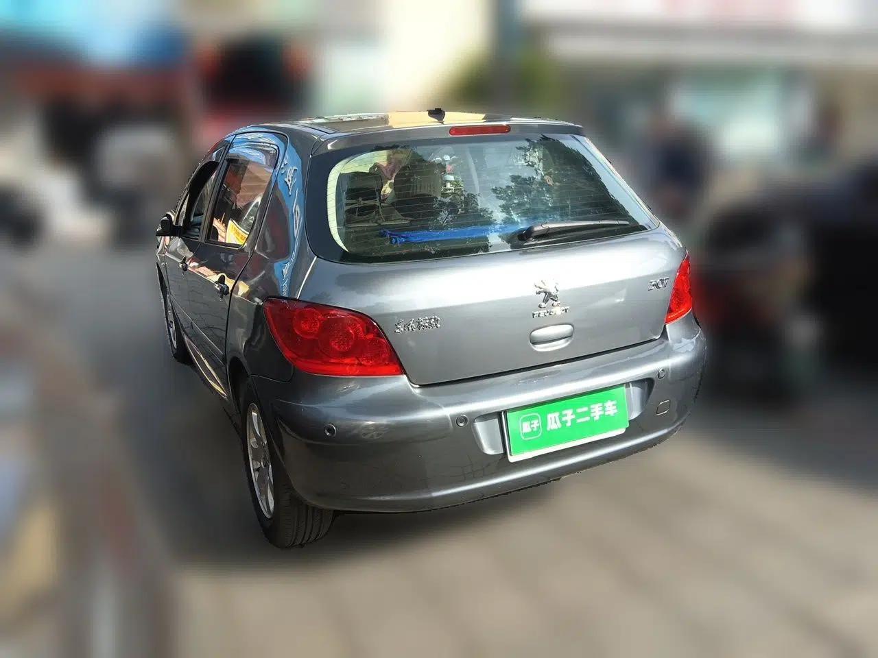 Peugeot 307 2010 Hatchback 1.6L Automatic Comfort Edition — миниатюра 4