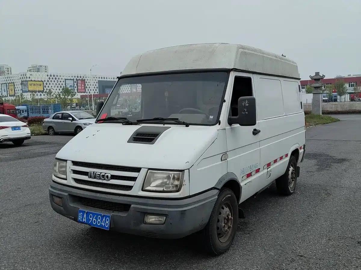 Iveco DeYi 2012 2.8T-A35 Logistics Version 1 (Mid-top) — миниатюра 1
