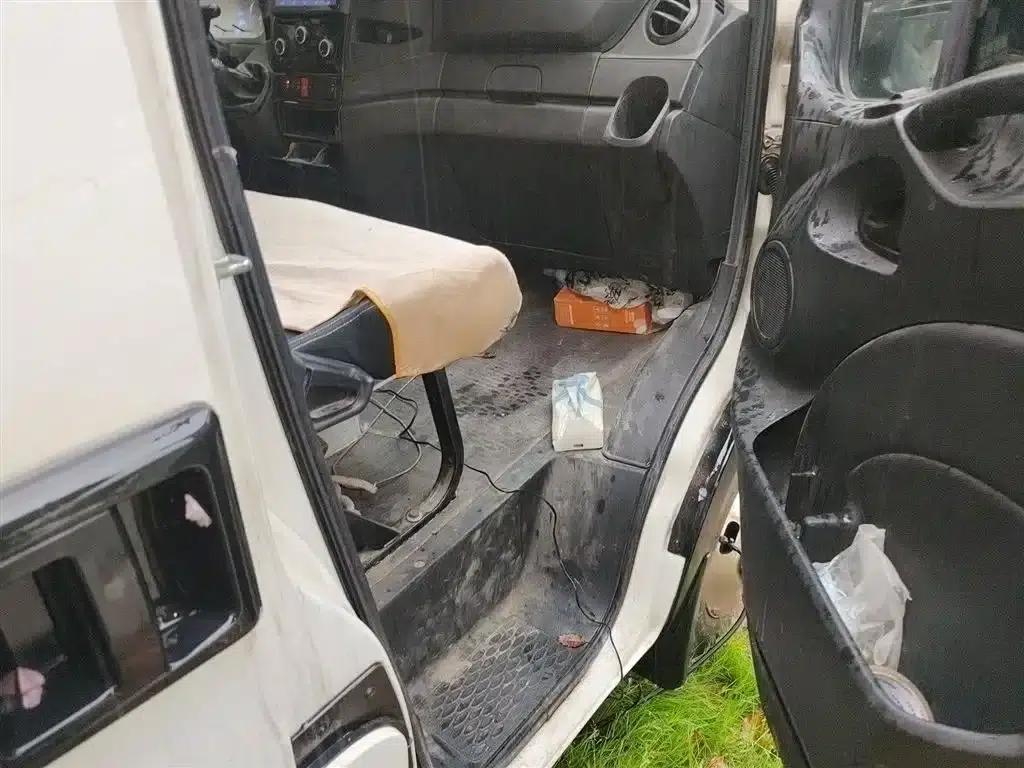 Iveco Daily 2021 2.0T Manual Short Wheelbase Low Roof Side Sliding Door F1A — миниатюра 20