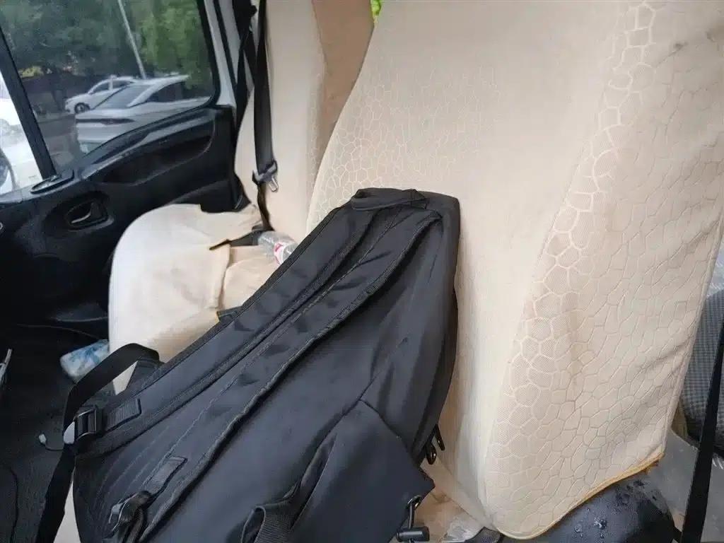 Iveco Daily 2021 2.0T Manual Short Wheelbase Low Roof Side Sliding Door F1A — миниатюра 8
