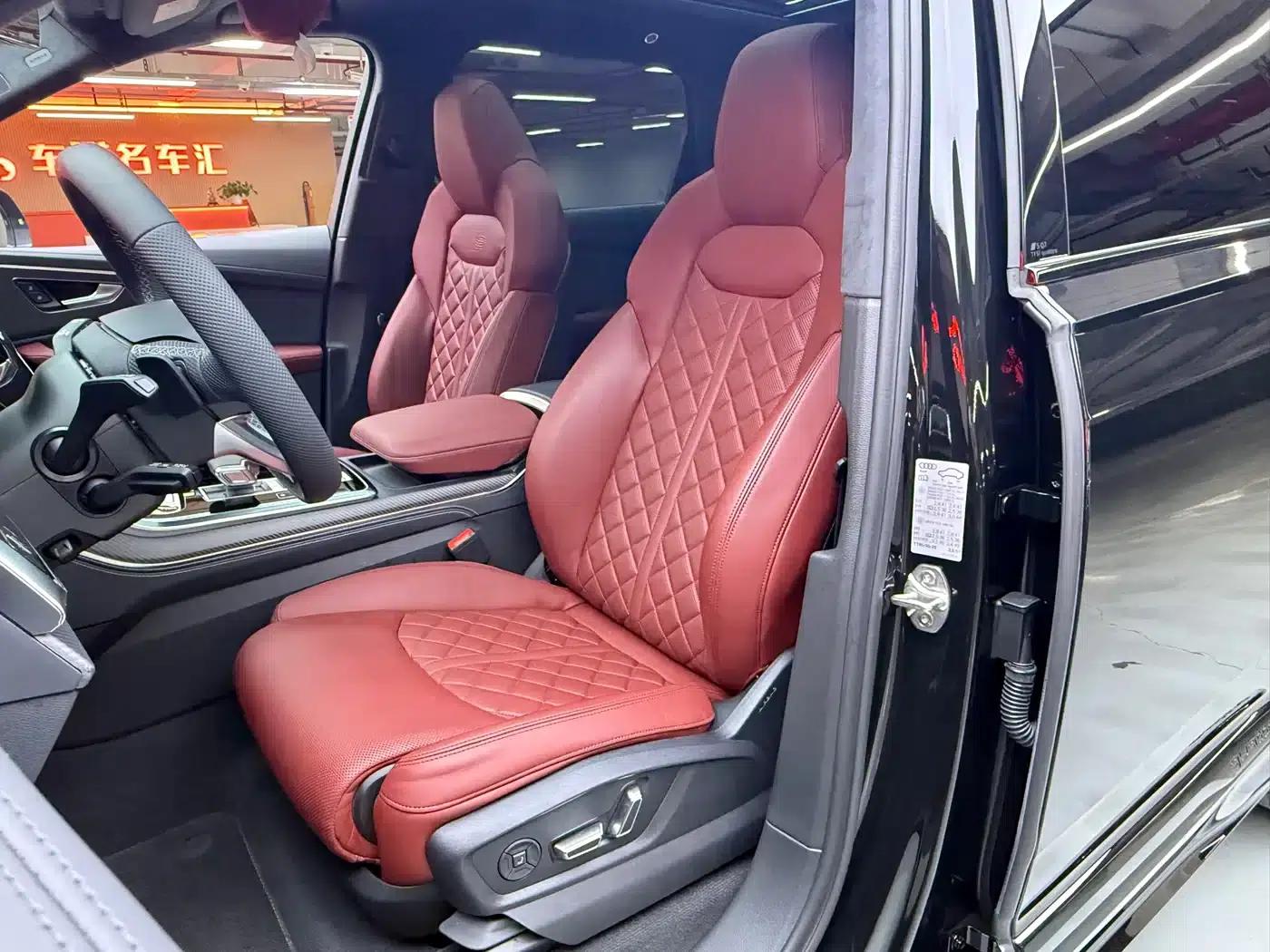 Audi SQ7 2024 4.0 TFSI — миниатюра 4