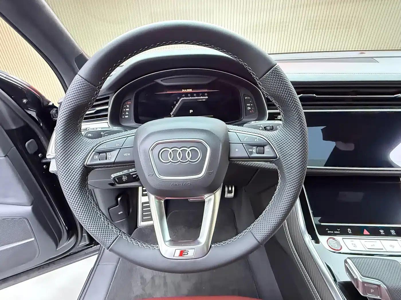 Audi SQ7 2024 4.0 TFSI — миниатюра 5