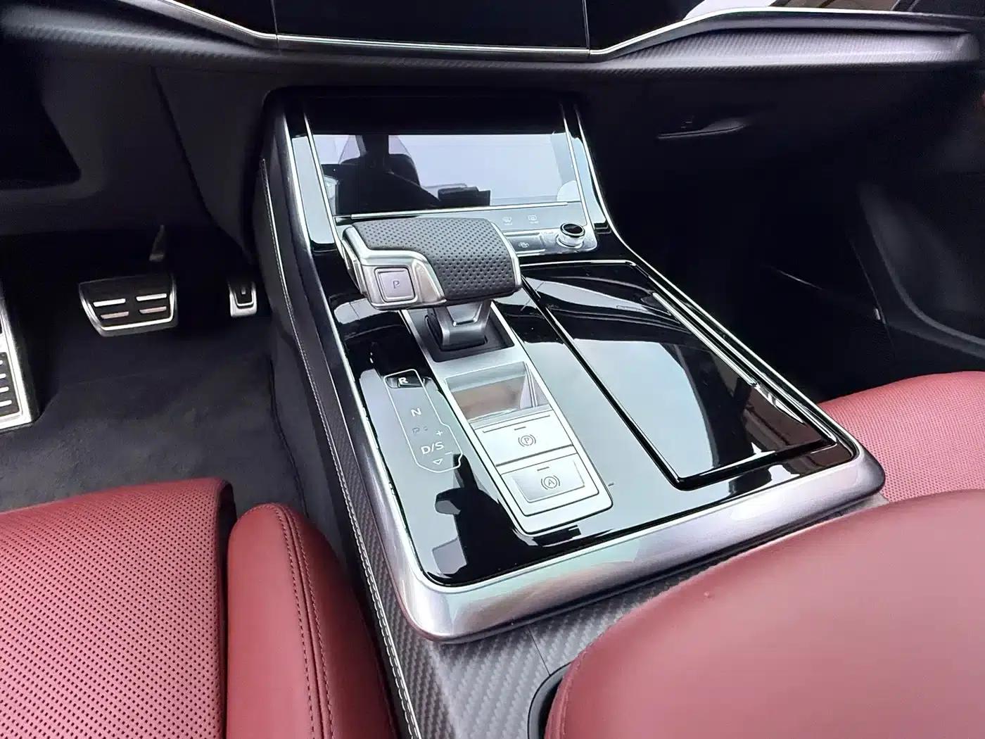 Audi SQ7 2024 4.0 TFSI — миниатюра 6