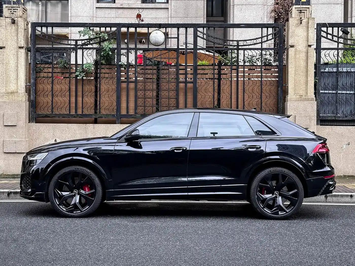 2021 Audi RS Q8 4.0T — миниатюра 3