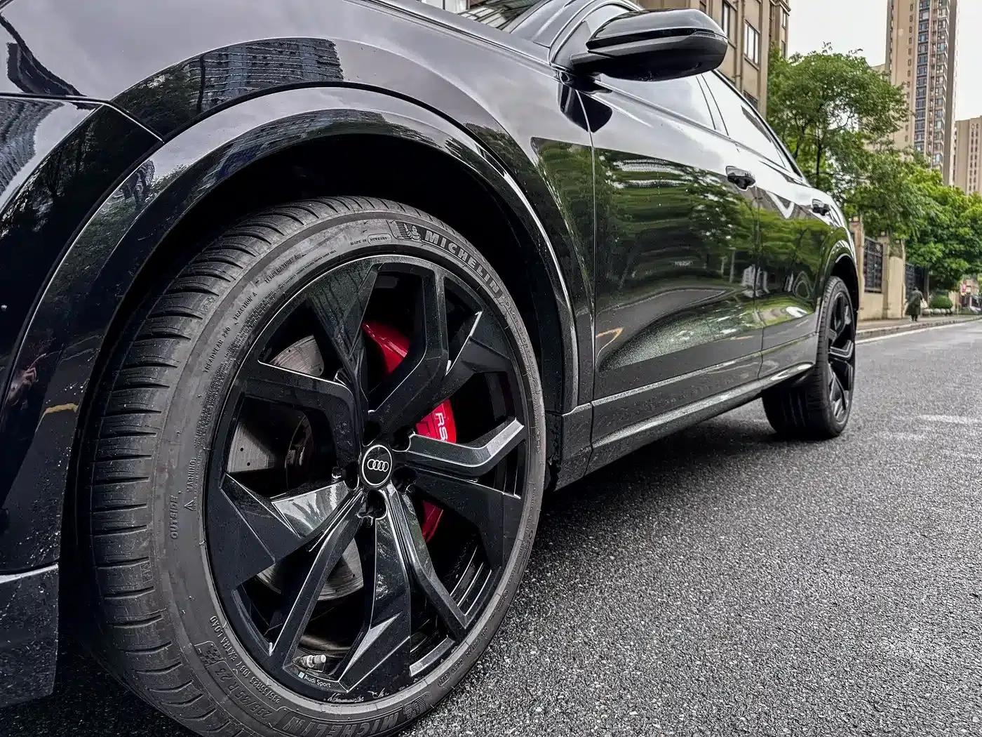 2021 Audi RS Q8 4.0T — миниатюра 6
