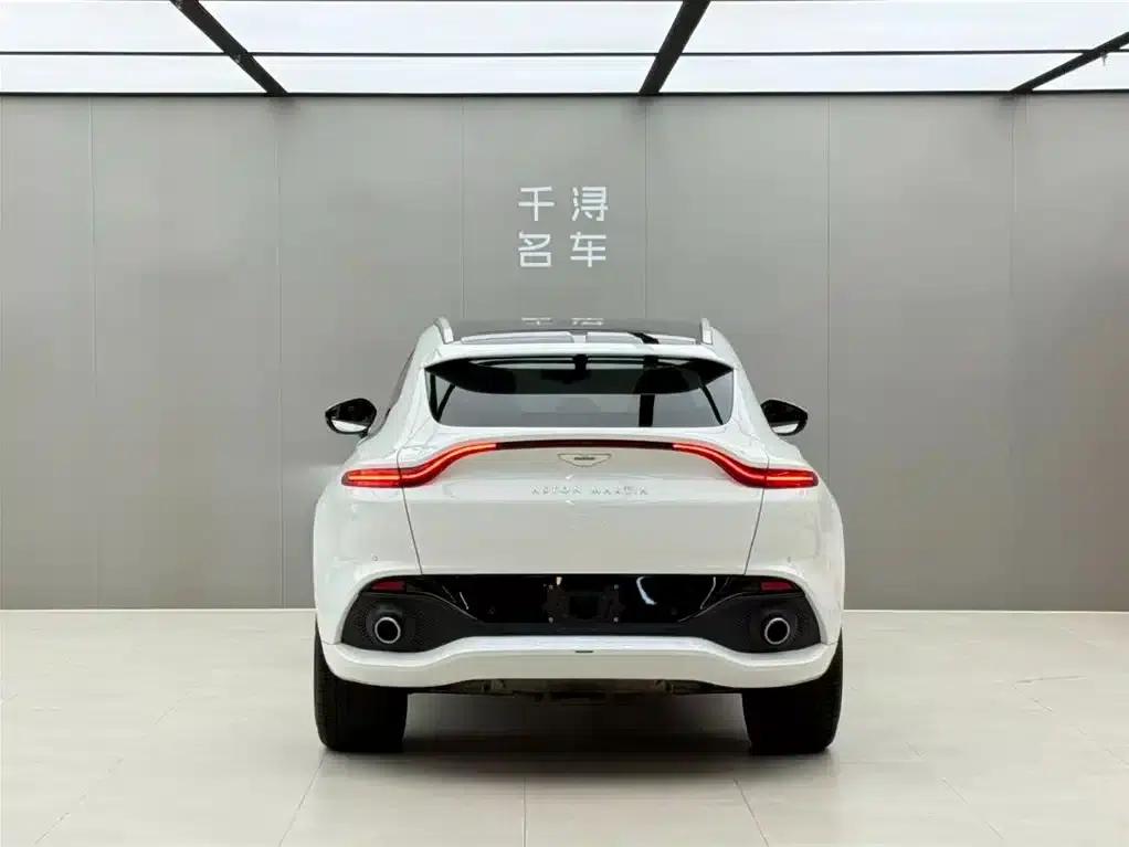 Aston Martin DBX 2024 3.0T STRAIGHT-SIX — миниатюра 15