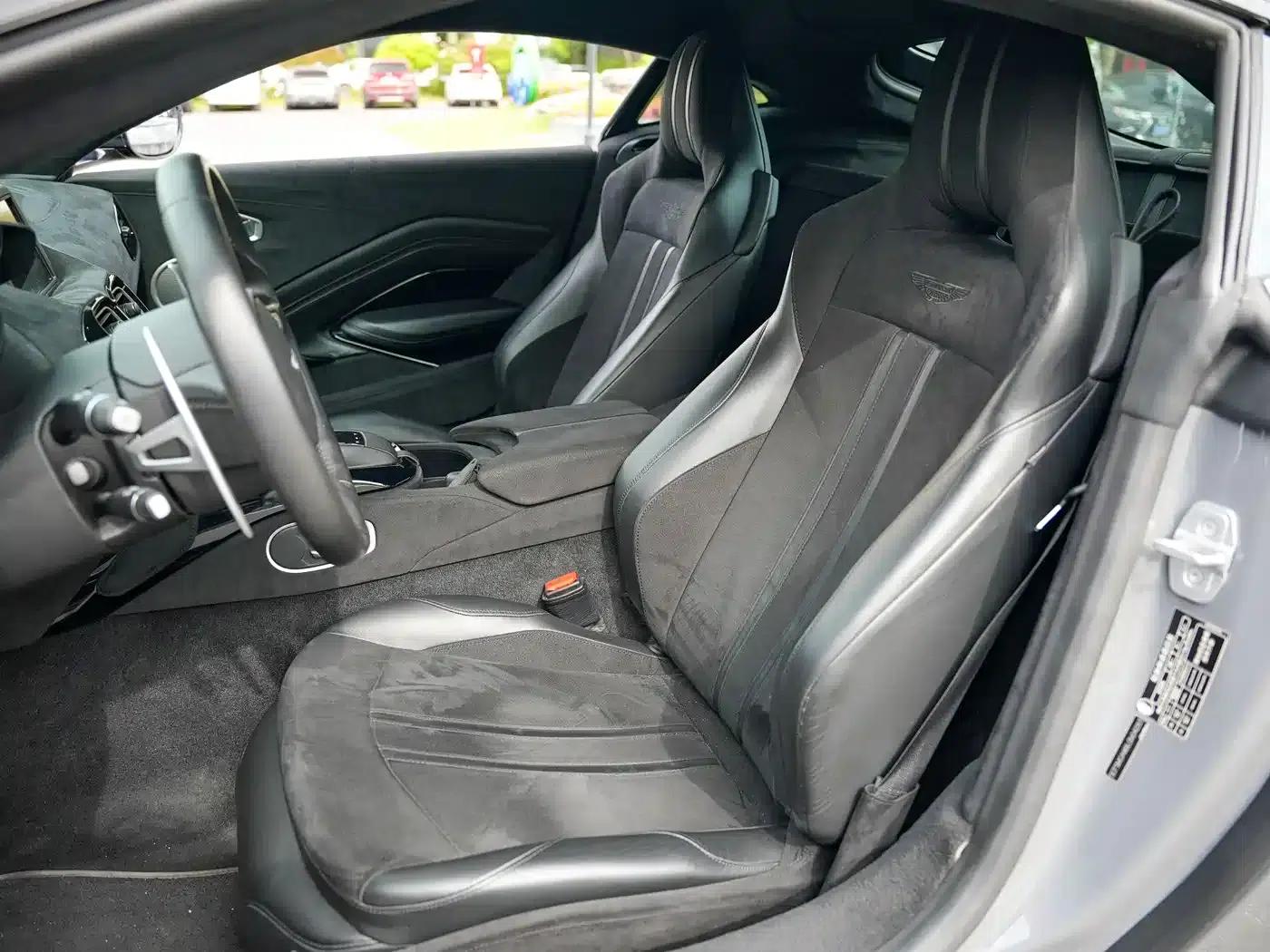 2020 V8 Vantage 4.0T V8 Coupe — миниатюра 14