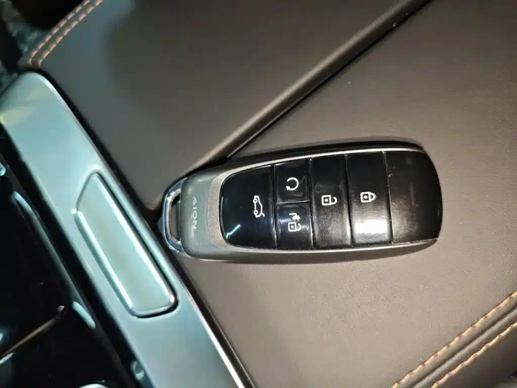 AION LX 2022 Plus 80D Flagship Edition — миниатюра 9