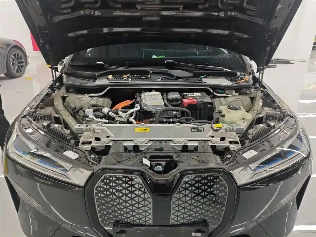 BMW iX 2022 xDrive40 — миниатюра 20