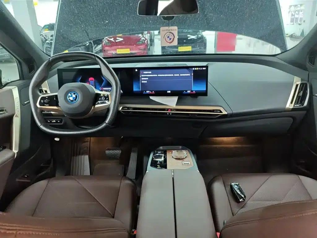 BMW iX 2022 xDrive40 — миниатюра 10