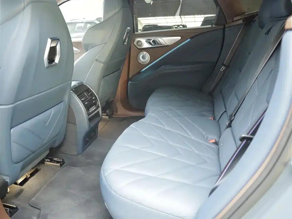 BMW XM 2023 Base Model — миниатюра 9