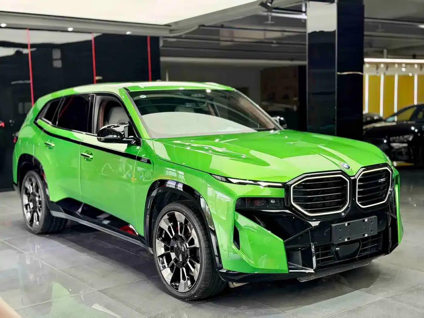 BMW XM 2023 50e — миниатюра 2