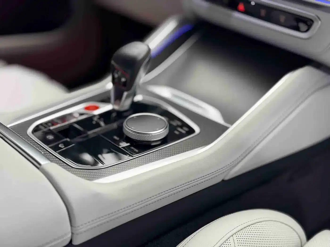 BMW XM 2023 50e — миниатюра 12