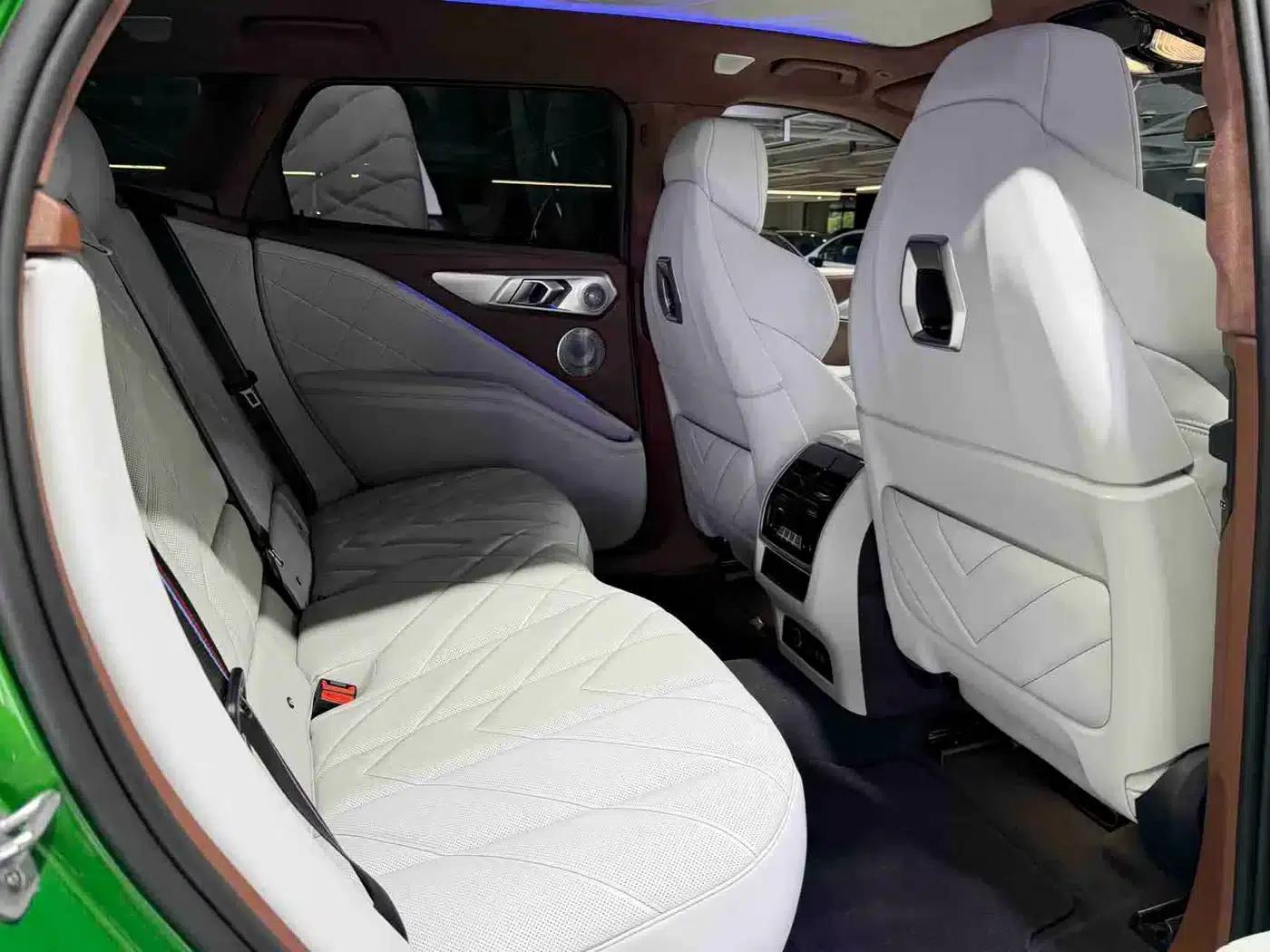 BMW XM 2023 50e — миниатюра 14
